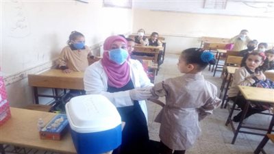 الصحة تكشف سبب عدم تطعيم طلاب المدارس بلقاح فايزر