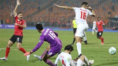 قبل ساعات من الديربي المصري.. طاقم الحكام المرشح لإدارة مباراة الزمالك والأهلي | فيديو