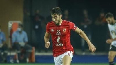 بعد إصابته في مباراة البنك.. هذا ما يفعله الأهلي مع أكرم توفيق للحاق بالقمة | فيديو