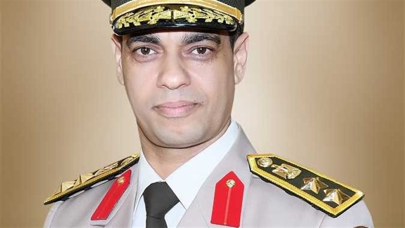 عقيد أركان حرب غريب