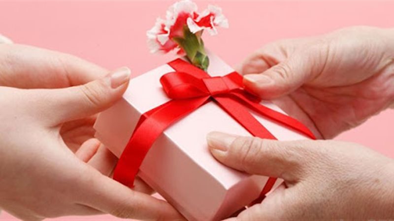 الاحتفال بعيد الحب