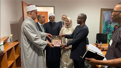 وفد الأزهر بنيجيريا يواصل جولته المكثفة بلقاء مستشار الأمن القومي