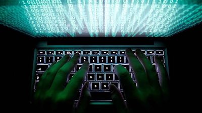 إعلام عبري: قراصنة يخترقون هواتف قيادات الاحتلال الإسرائيلي