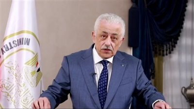 وزير التعليم يرد على أخبار تأجيل الدراسة وإضافة الكيمياء والفيزياء لرابعة ابتدائي 