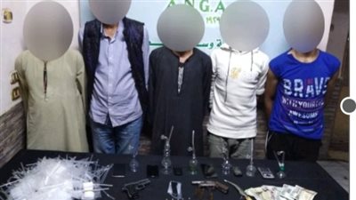  سقوط تشكيل عصابي يدير بؤرة لتجارة مخدر الآيس بأسيوط