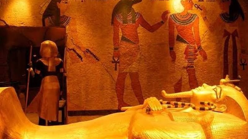 تابوت توت عنخ آمون