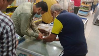 رفع تلال قمامة وغلق وتشميع مخزن ومصنع في حملات مكثفة بالمنصورة 