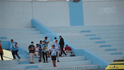 وسط تشديدات أمنية مكثفة.. توافد الجماهير لحضور مباراة غزل المحلة وإنبي بالدوري