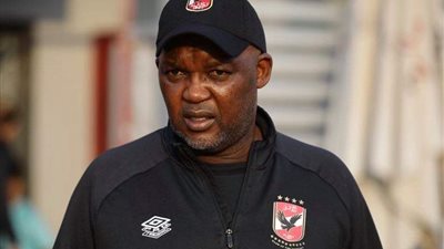 موسيماني يعلن تشكيل الأهلي لمباراة القمة أمام الزمالك