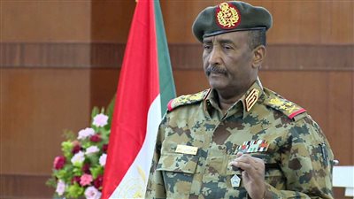 أبرزهم حجر وعقار.. البرهان يعلن مجلس سيادة جديد فى السودان خلال ساعات