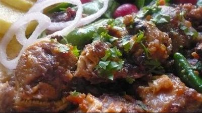 الأكلة الشعبية الأشهر.. طريقة عمل لحمة الراس