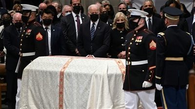 بايدن يؤبن وزير الخارجية الأسبق كولن باول في واشنطن 