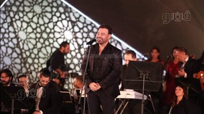 عاصي الحلاني يضيء ليالي مهرجان الموسيقى العربية.. ويعلق: الله يديم مصر | صور