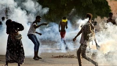 باحثة: الإخوان وراء حوادث الاعتداء الغامضة في السودان ‏