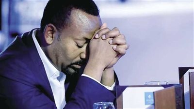 بعد ارتكابه جرائم حرب في إثيوبيا.. هل تسحب جائزة نوبل من آبي أحمد؟ 