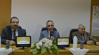 كلية العلوم جامعة المنصورة تنظم ندوة عن اليوم العالمى للفيزياء الطبية|صور 