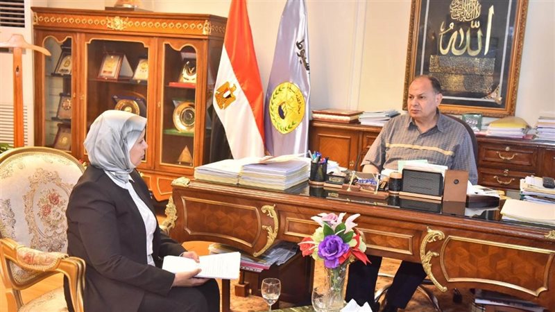 اجتماع اللواء عصام
