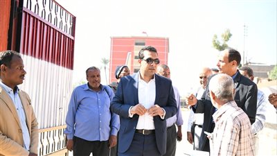 حياة كريمة.. نائب محافظ قنا يتابع تطوير مدارس التعليم الأساسي 