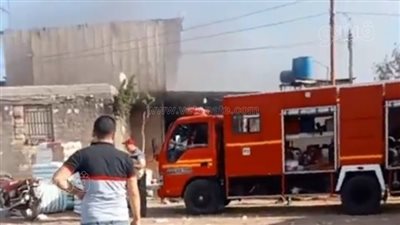 نشوب حريق هائل بمصنع قطن طبي بالغربية| صور