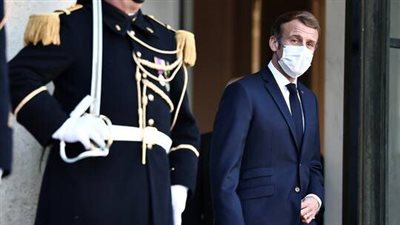 ماكرون يؤكد احترامه للأمة الجزائرية وتاريخها