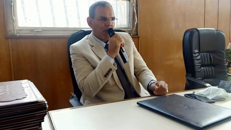 رئيس حى العجمى يكرم