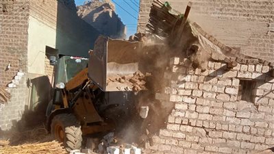 إزالة 58 حالة تعد على أراضي أملاك دولة بأسيوط