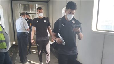مصر للطيران تنظم رحلة خاصة لنقل المنتخب إلى أنجولا 