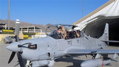 طالبان تناشد الطيارين العسكريين الأفغان البقاء في كابول