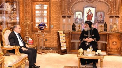 البابا تواضروس يستقبل سفير مصر الجديد في روسيا
