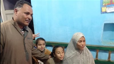  لفتة إنسانية.. قرينة الرئيس السيسى تلبي دعوة أسرة بالمنوفية| فيديو