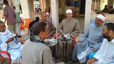 على رأسها المقاهي الثقافية.. تكثيف برامج التوعية من وعاظ البحوث الإسلامية