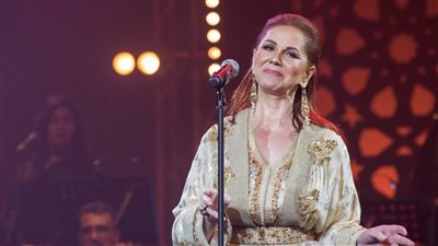 ميادة الحناوي ترد على شائعة إصابتها بالزهايمر بحفل غنائي في دبي