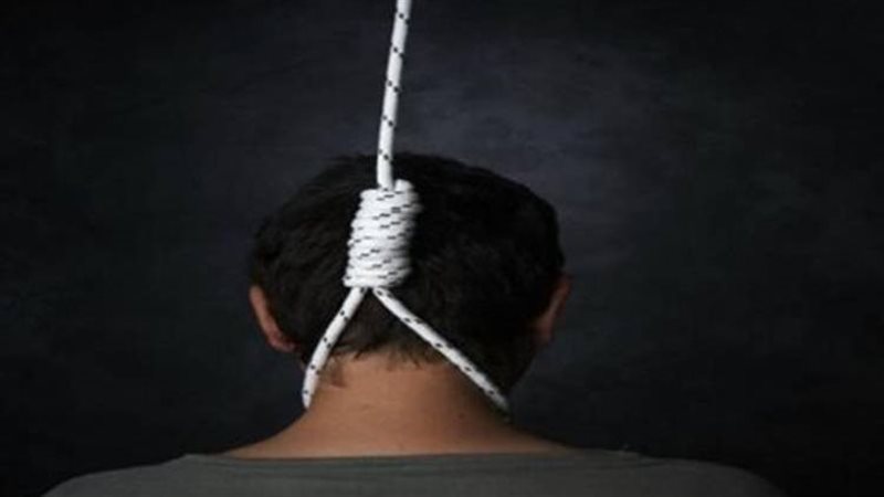 انتحار عامل