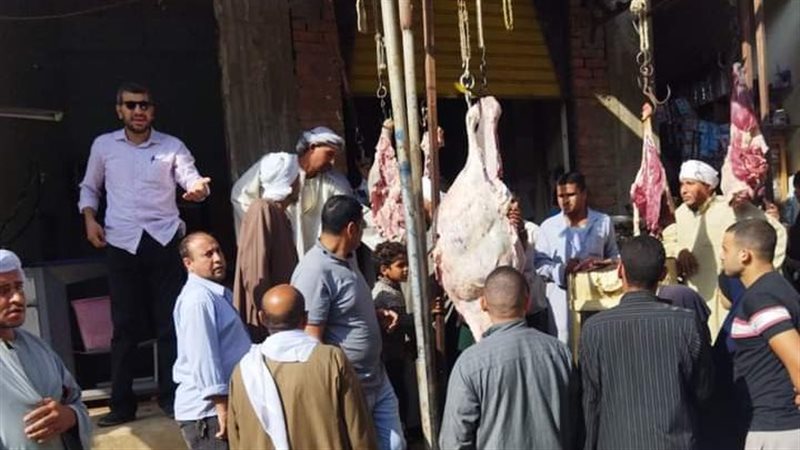لحوم مذبوحة خارج