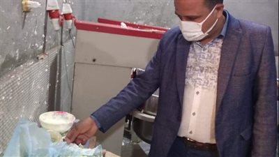 غلق معرض ومصنع بدون ترخيص خلال حملة بالقليوبية