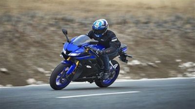 عقوبة عدم ارتداء الخوذة أثناء قيادة الدراجات النارية