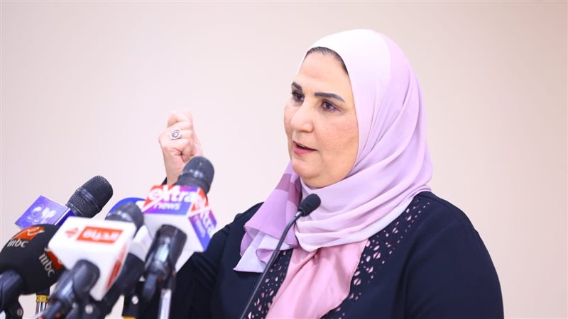 نيفين القباج وزيرة