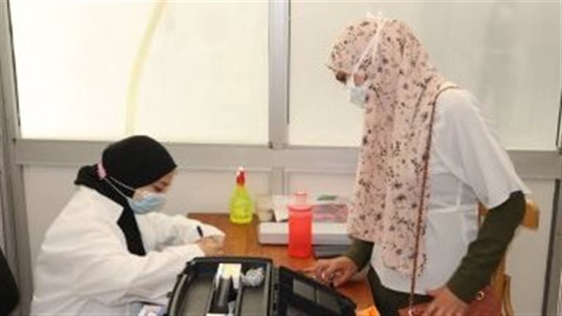 منع دخول طلاب الجامعات