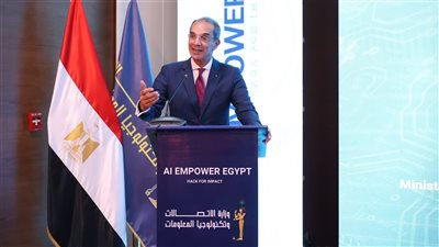 وزير الاتصالات: بناء القدرات الرقمية محور رئيسى فى استراتيجية مصر الرقمية