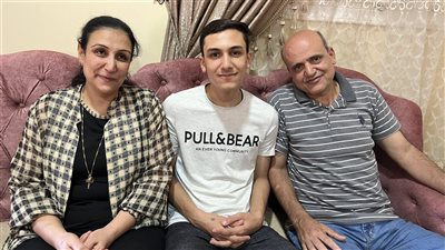 والد السابع مكرر بالثانوية العامة: «رقصت بالعصاية في الشارع لما عرفت الخبر» (فيديو وصور)