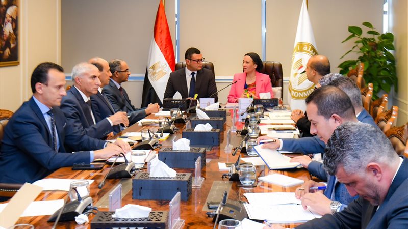 وزيرا الاسكان والبيئة