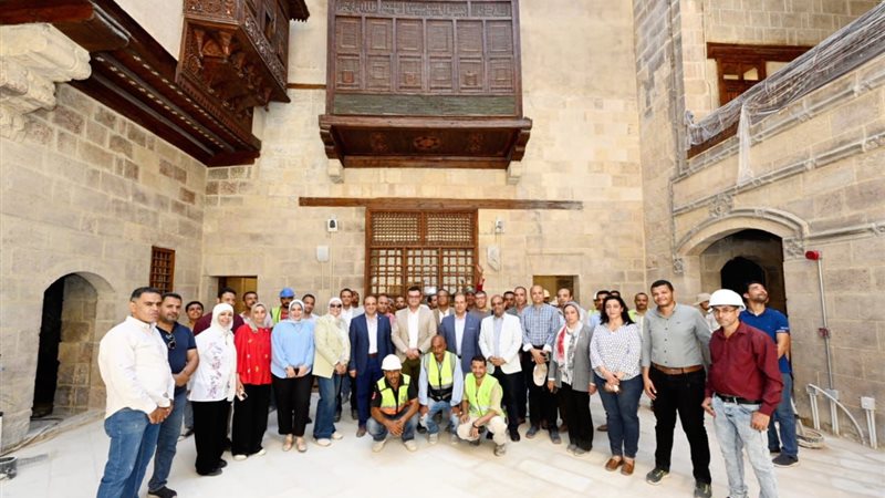 تجديد أحياء القاهرة