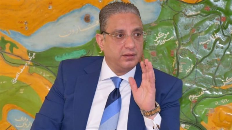 الدكتور أحمد الأنصاري