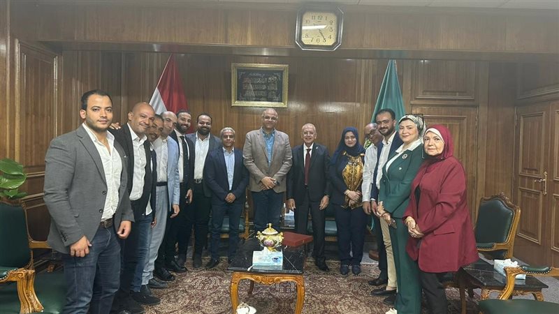 محافظ القليوبية خلال