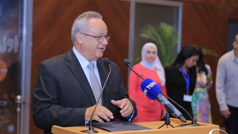 مدير مكتبة الإسكندرية