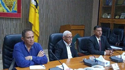 محافظ شمال سيناء يؤكد أهمية إنشاء فرع لجامعة الأزهر لخدمة أبناء المحافظة