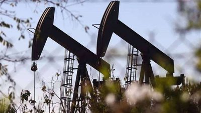 أسعار النفط تقفز بعد تصريحات «بايدن» بشأن دراسة الهجوم على منشآت طاقة إيرانية