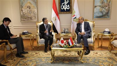 وزير الطيران يستقبل السفير الياباني ومسئولي هيئة 