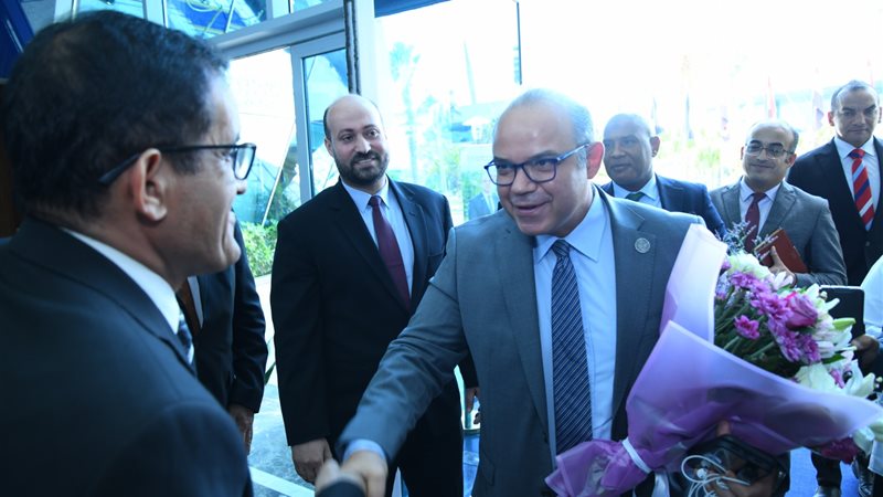 رئيس الرقابة المالية،