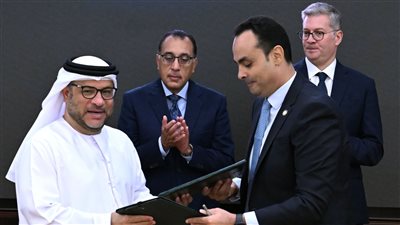توقيع مذكرة تفاهم بين مصر والإمارات للتعاون في البترول